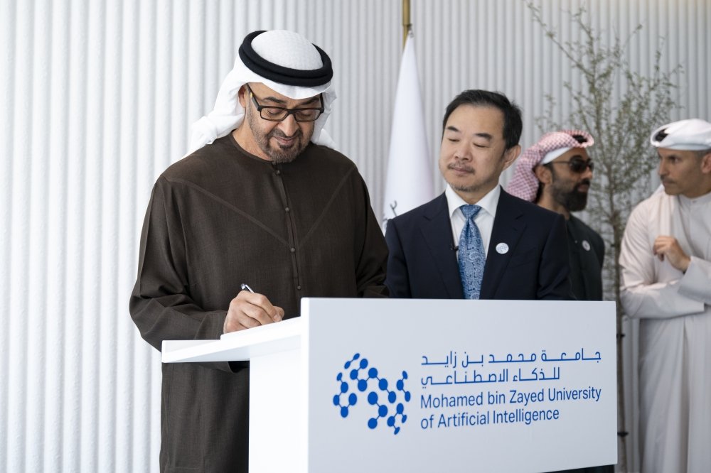 The President of the State: «Mohammed bin Zayed University» is an important tributary to enhance investment in artificial intelligence