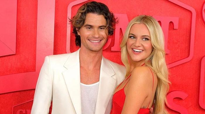 Kelsea Ballerini marks two-year anniversary with Chase Stokes in new photos