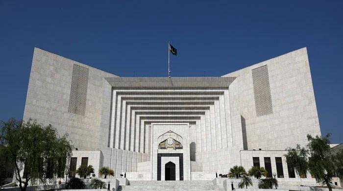 SC withdraws contempt notice, urges CJP to establish full court on committees’ powers
