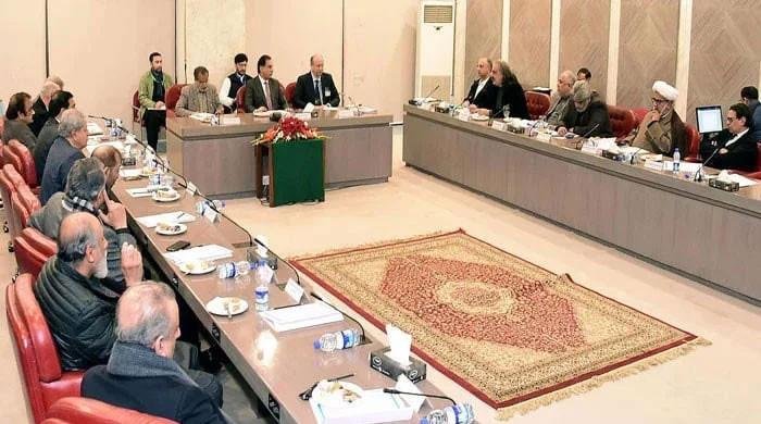 Govt to disband negotiation committee if PTI boycotts Jan 28 meeting: Siddique