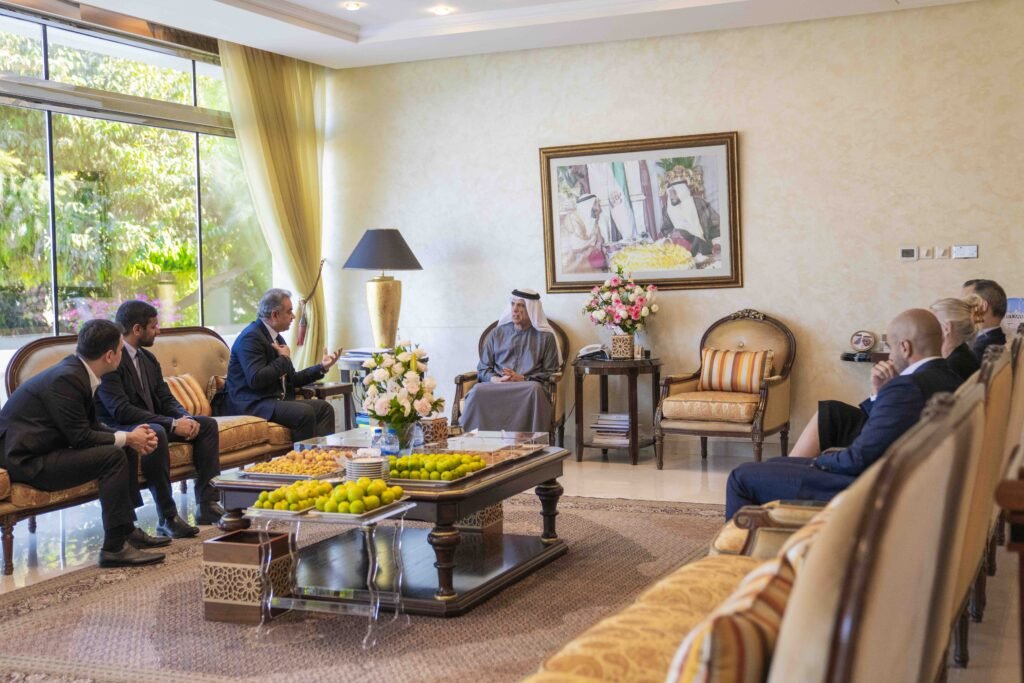 Saud bin Saqr receives the co -chief executive of the “Inflore” company