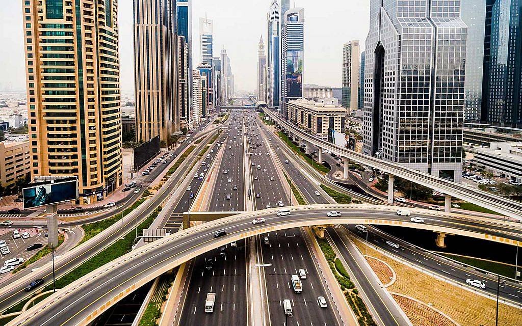 Video Activating three new traffic violations in Dubai