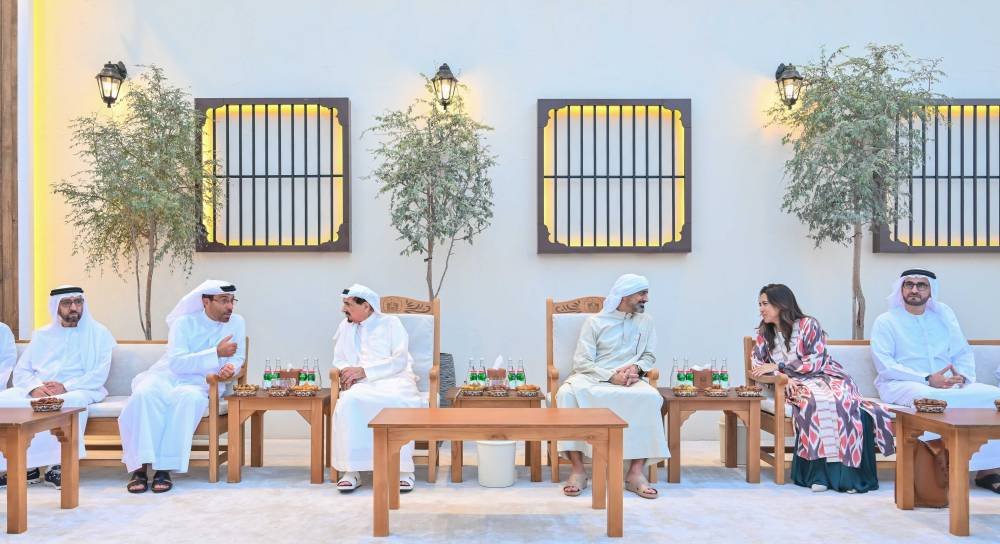 The ruler of Ajman and his crown prince accept the congratulations of the senior officials of Ramadan