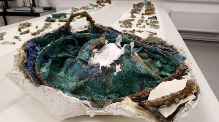Giant Iron Age hoard discovered in UK
