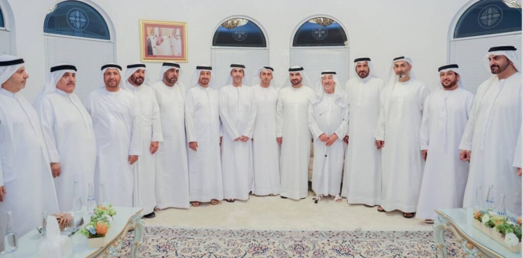 Abdullah bin Salem attends the marriage contract of Sultan Tariq bin Khadem
