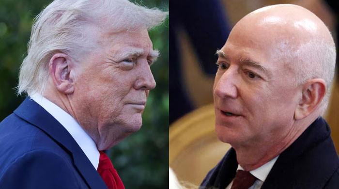 Trump commends Bezos after Amazon backtracks on tariff label plan