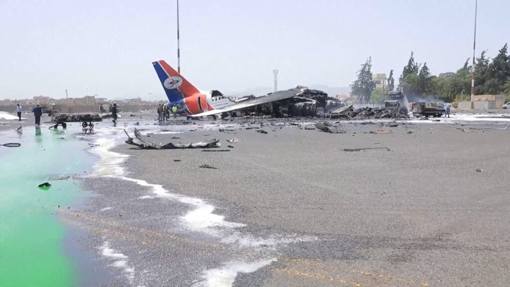 Video: Israeli attack in Yemen destroys airline’s ‘last plane’