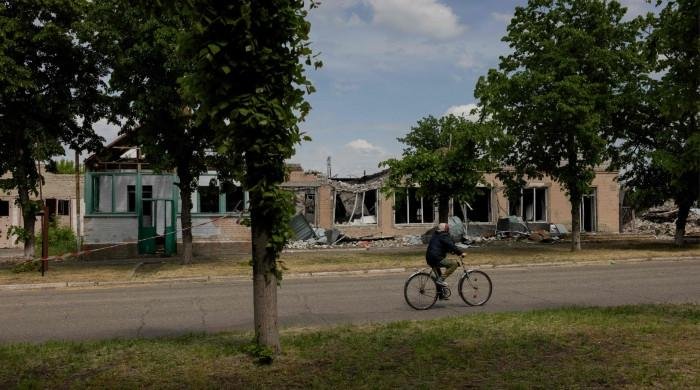 Ukraine’s cities quiet as Kremlin-sponsored ceasefire kicks in