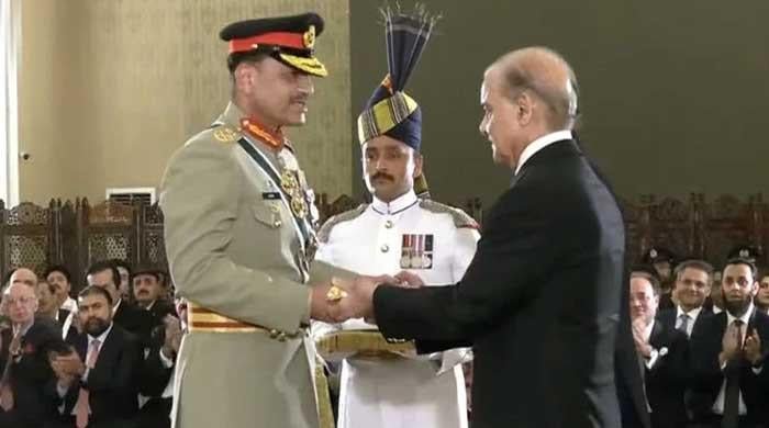 President, PM confer baton of field marshal upon COAS Asim Munir