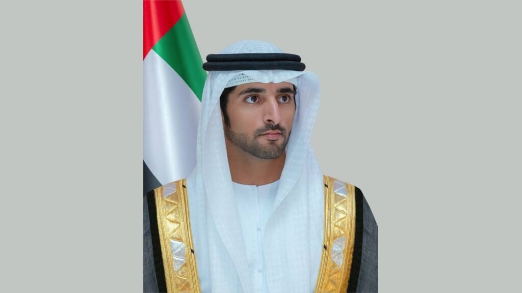 Hamdan bin Muhammad on the day of Arafa: Oh God, accept the pilgrims from the pilgrims, and from us and from you the good of the works (video)