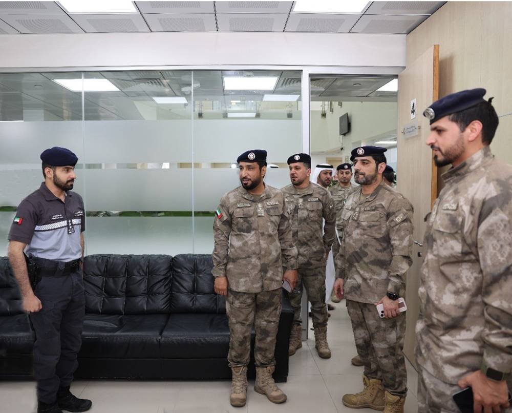 Abu Dhabi police officers congratulate the Day on the feast