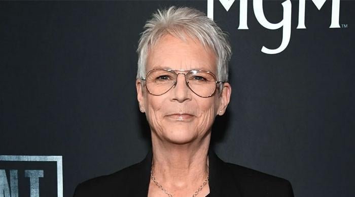 Jamie Lee Curtis reflects on sobriety journey with two words