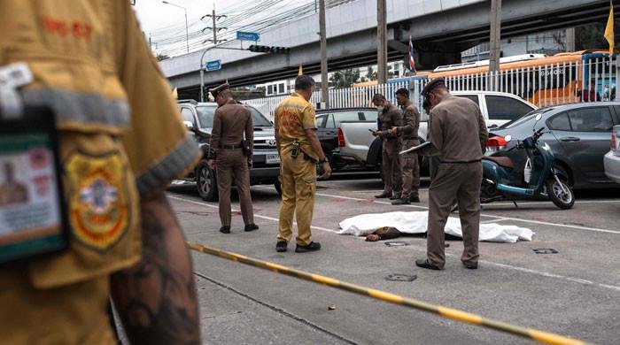 Six killed in Bangkok market after gunman opens fire