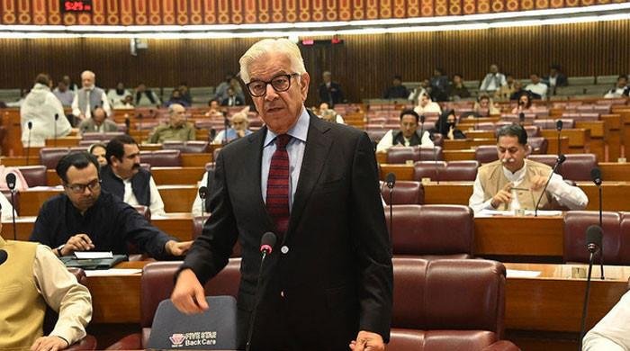 Asif accuses bureaucracy of buying properties in Portugal with ill-gotten money