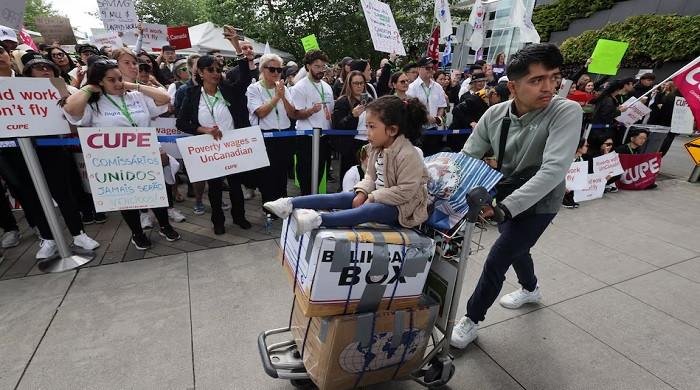 Air Canada flight attendants continue strike despite order to return, airline delays restart