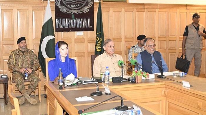 PM stresses urgent need for water storage infrastructure to keep floods at bay