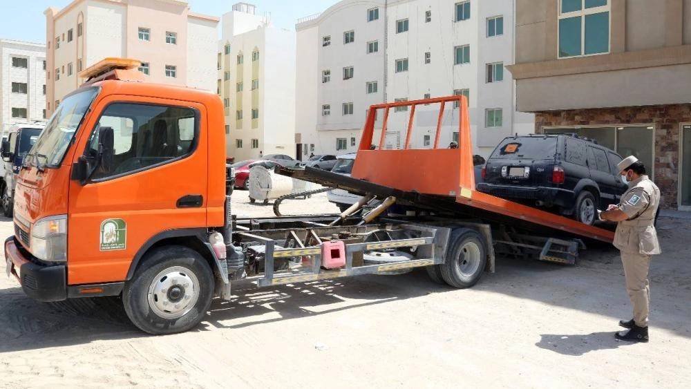 Selling vehicles reserved in Sharjah by public auction
