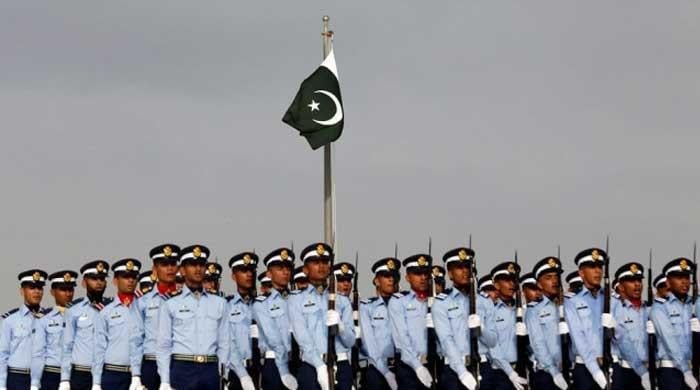 President, PM, military top brass pay glowing tribute to martyrs on 60th Defence Day