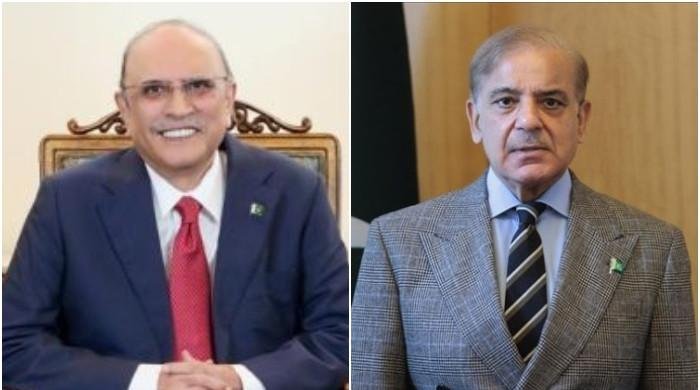 President, PM praise Pakistan Navy’s bravery and role in safeguarding maritime borders