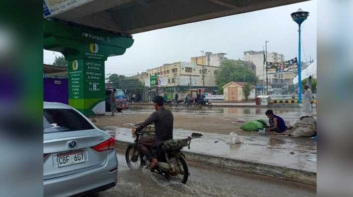 Karachi reels under relentless rain, several areas inundated; showers likely to continue tonight