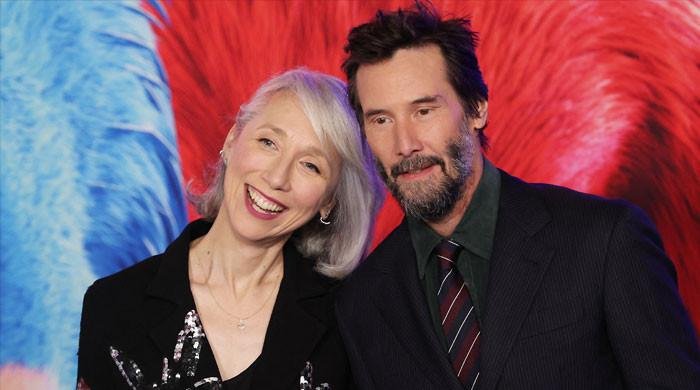 Insider goes against Keanu Reeves and artist Alexandra Grant’s wedding statement