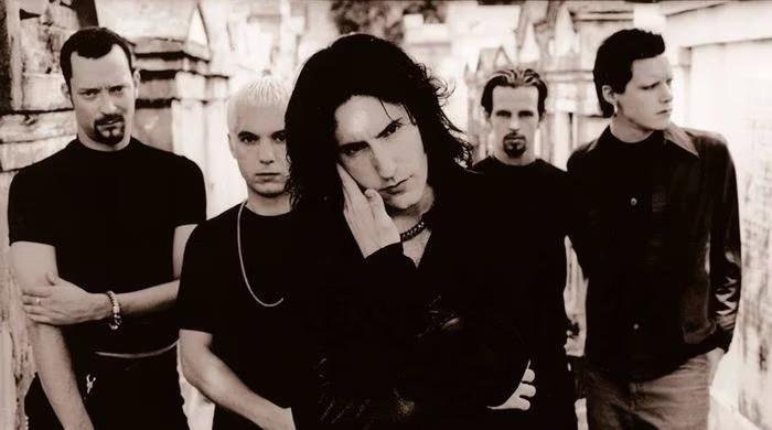 Nine Inch Nails surprise fans with second tour