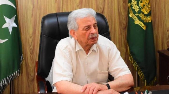 Govt mulls reviewing 18th Amendment to address governance challenges: minister