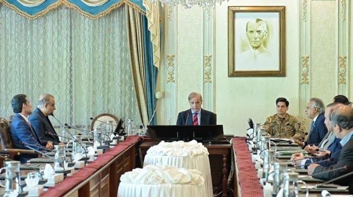 Political leaders rally in full swing as govt pushes for 27th Constitutional Amendment