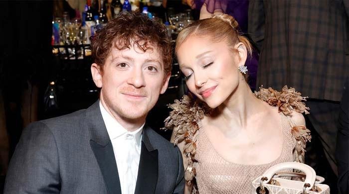 For Good’ amid breakup rumors