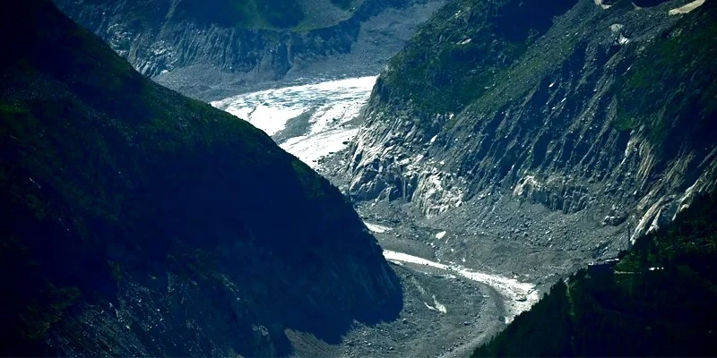 Thousands of glaciers to disappear each year by mid-century, study warns