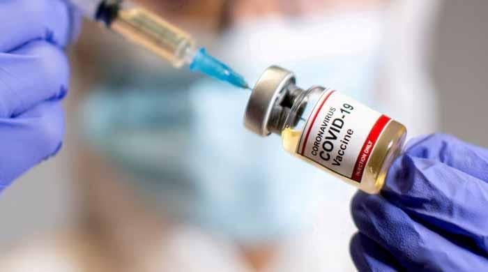 Trump admin confirms probe of possible Covid vaccine deaths