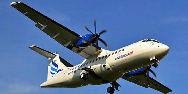 Passenger plane crashes in Indonesia, all onboard killed