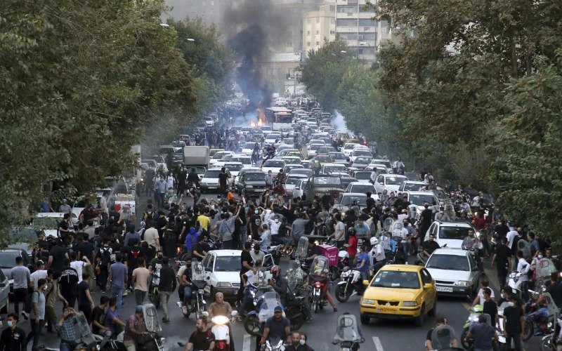 Iran hit by nationwide internet blackout amid escalating protests