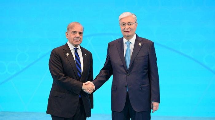 Kazakh president to discuss trade, connectivity on maiden Pakistan visit today