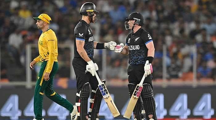 New Zealand post 176-run target against South Africa