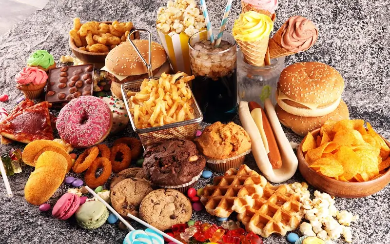 Scientists call for strict regulations on ultra-processed foods