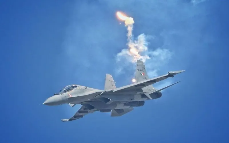 Two Indian pilots killed after IAF fighter jet crashes in Assam