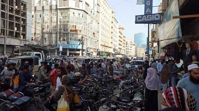 Karachi police roll out traffic plan for Eid shopping