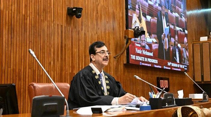Senate Secretariat responds to queries on Gilani’s Land Cruiser purchase