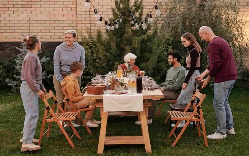 How social connections improve your health