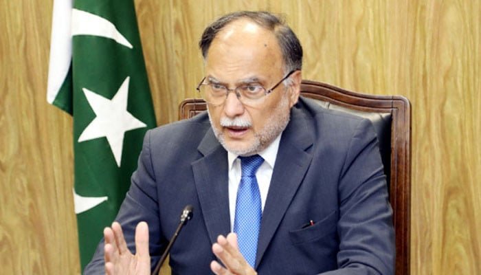 Provinces directed to rein in inflation, issue revised fare notification