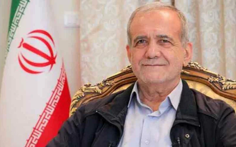 Iranian President backs delegation in Islamabad peace talks