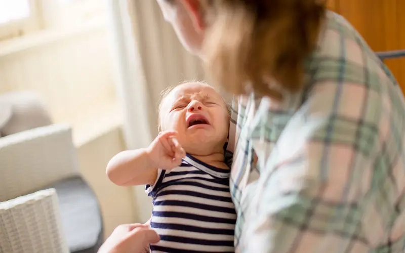 Symptoms of serious illness in babies and children