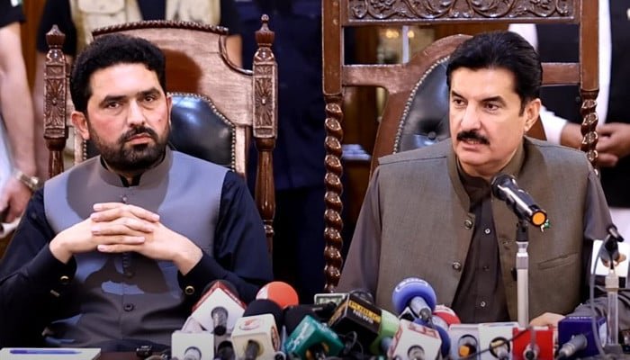 In rare unity, KP governor and CM criticise Centre over province’s rights