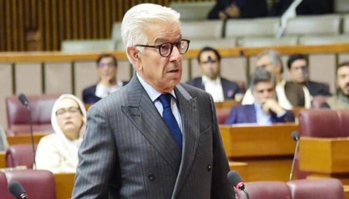 Defence minister hints at ‘positive outcome’ in Pakistan-mediated US-Iran talks