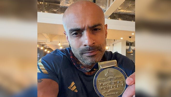 Pakistan’s Faisal Shafi becomes first local runner to achieve provisional eighth marathon star
