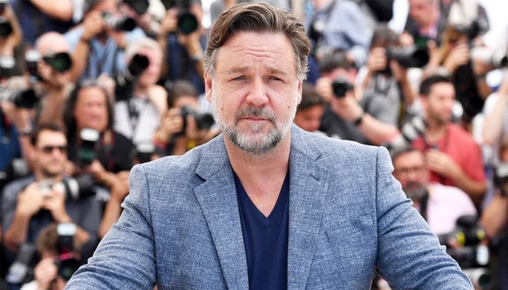 Russell Crowe recent tense moment with fans sparks mixed reaction