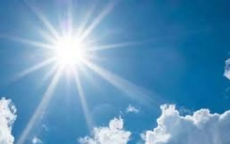 Met Office predicts hot weather spell in Karachi