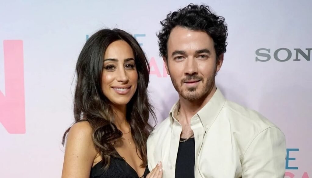 Kevin Jonas secret bedroom confession has fans talking