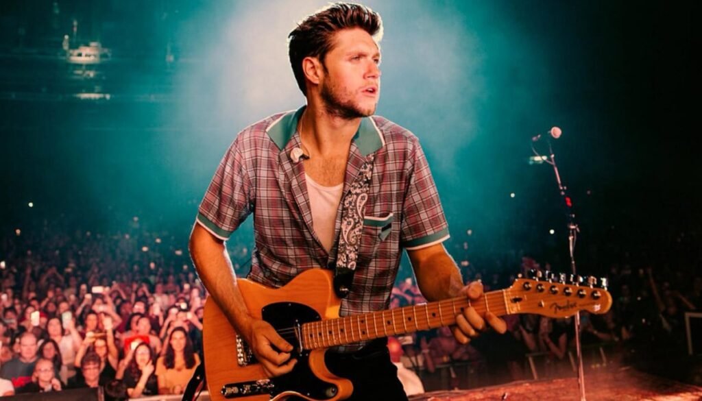 Niall Horan performs ‘Steal My Girl’ a decade after One Direction hiatus